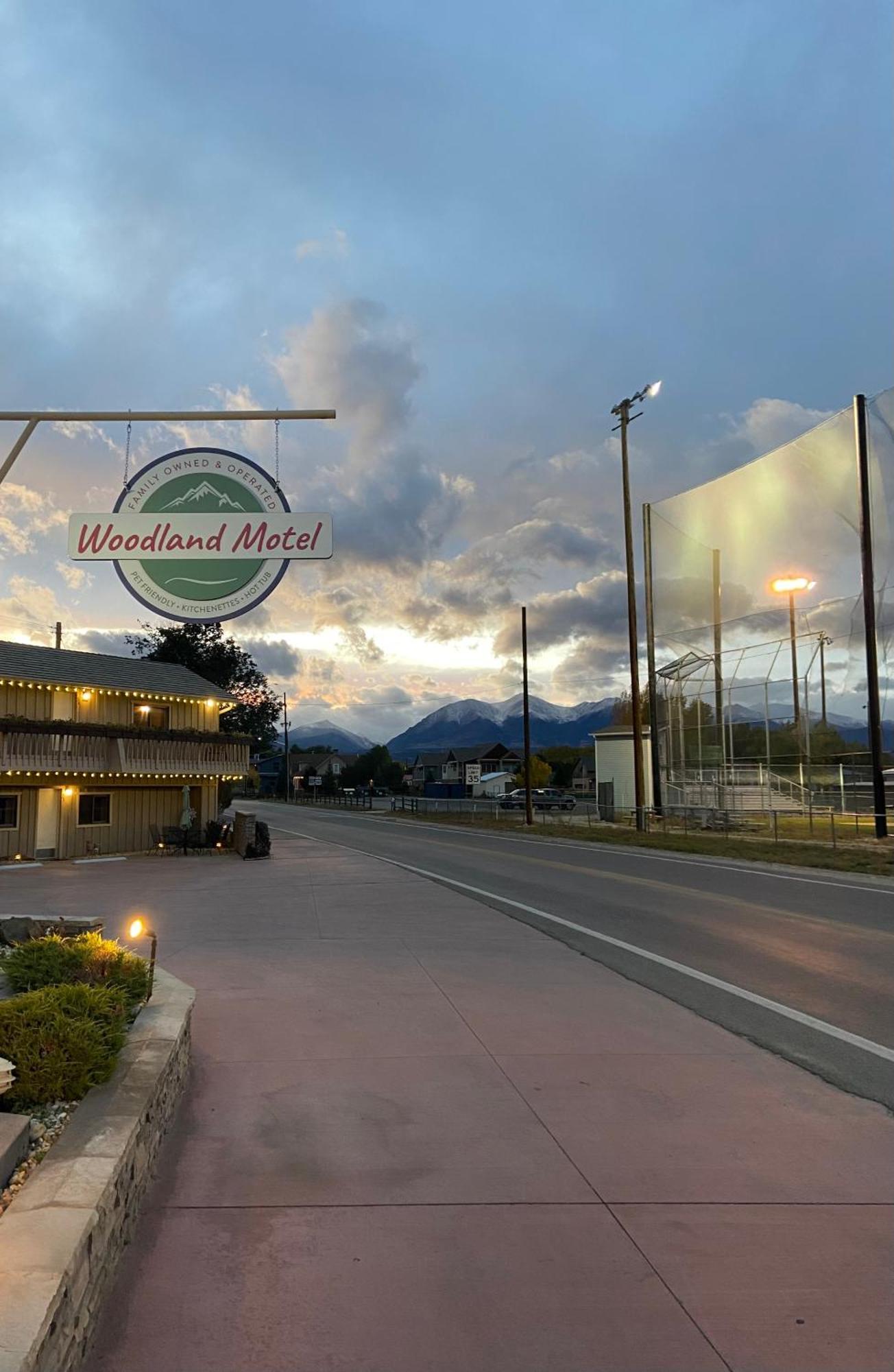Woodland Motel Salida Luaran gambar